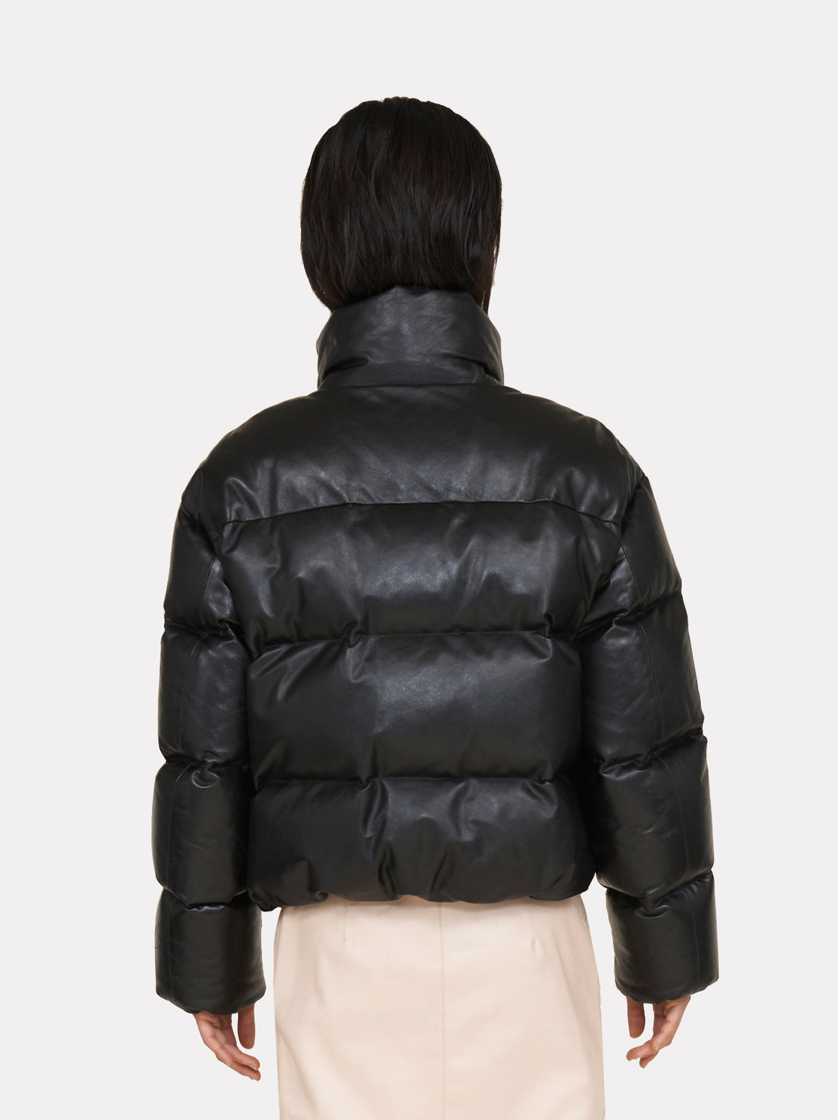 Leather puffer black